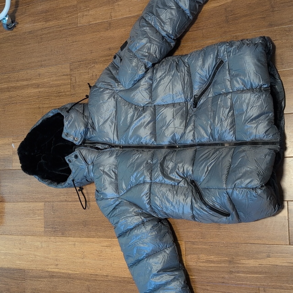Steve Madden Silver Quilted Puffer Jacket Parka Faux Fur Lined NWT - Picture 7 of 15